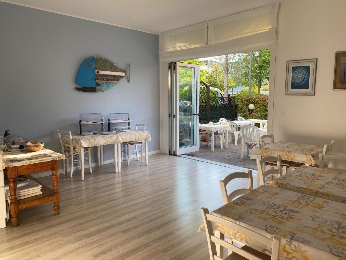 Hotel Ai Fiori Grado Exterior foto